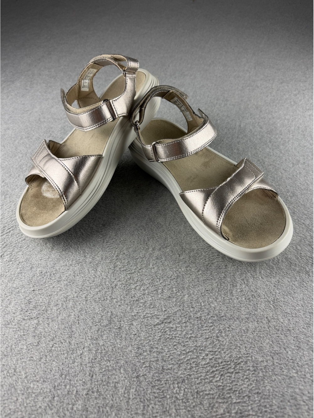Kybun Switzerland Metallic Silver Adjustable Strap Sandals